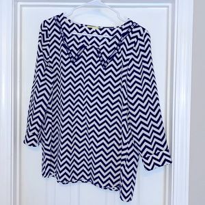 Medium Gianni Bini black & white dress shirt